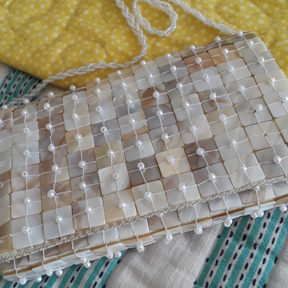 Pearl purse - Picture 2 of 4